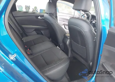 2023 Kia Forte Gt-Line z USA, uszkodzony, nr VIN 3KPF54AD5PE652425